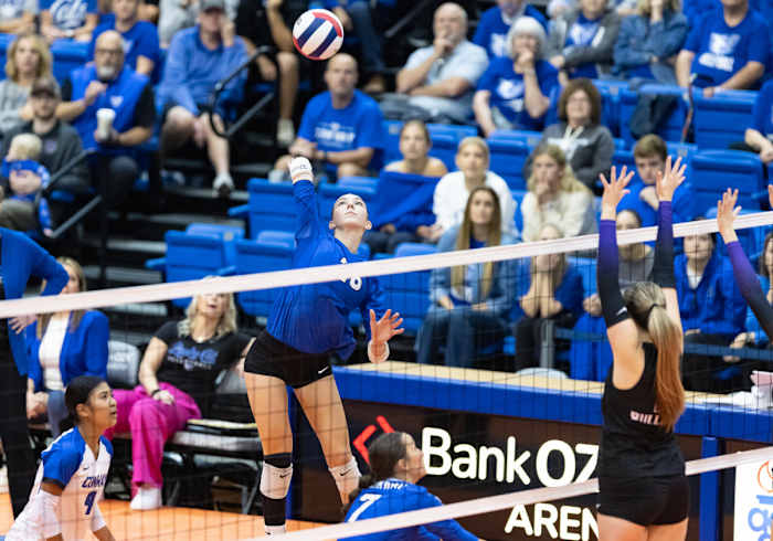 Fayetteville-Conway Volleyball Final__00042